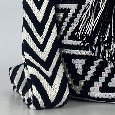 Authentic Mochila Wayuu with Rhinestones Ref: 001509